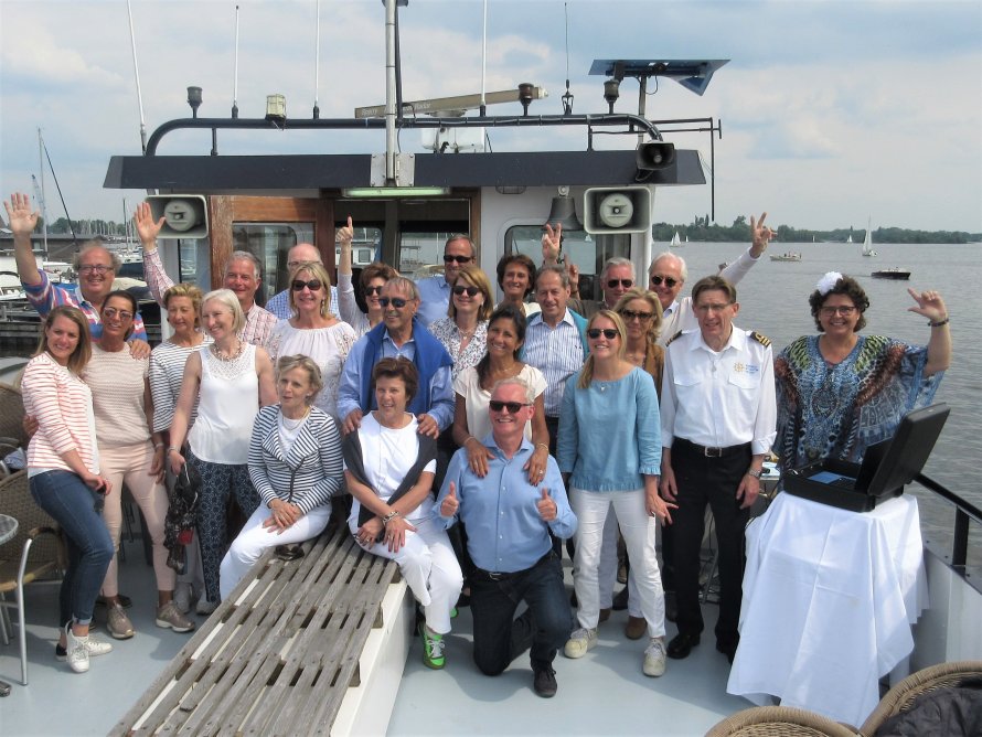Klik op de groepsfoto