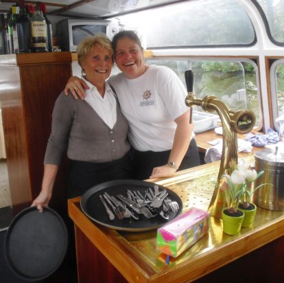 Catering verzorgd door Moeder en dochter